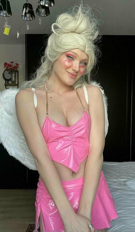 アジア人のおっぱいオンリーファンズ パーフェクト 写真