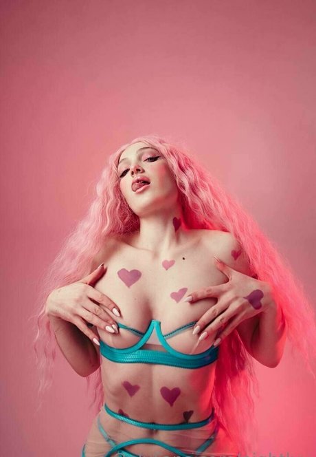 ワークアウト オンリーファンズ 無料エロ 画像