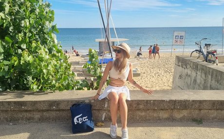 Laure Valee ポルノ女優 画像