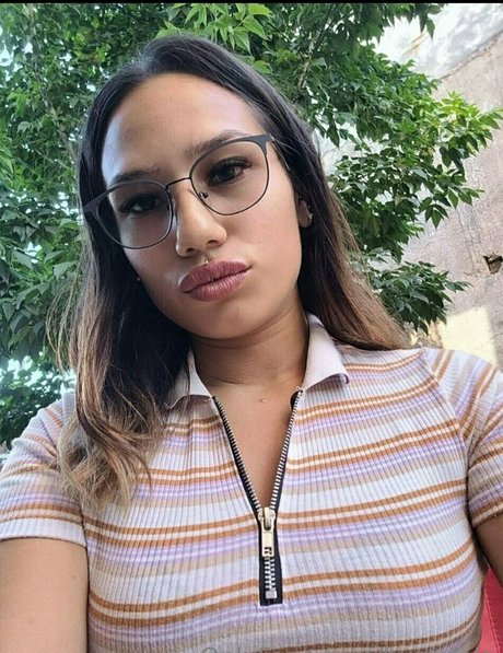 最高のプッシーオンリーファンズ ホットヌード 写真