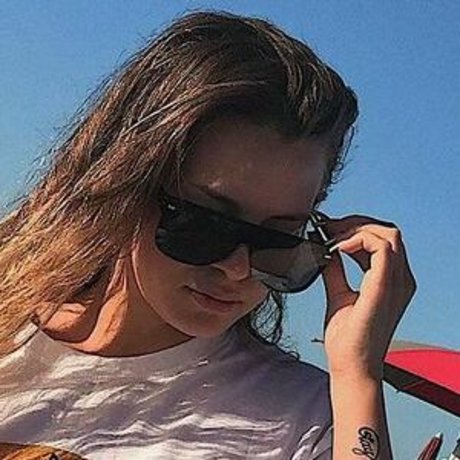 ジンジャー男性OnlyFans 美しい裸 画像