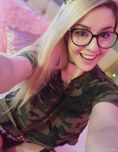 汚れた足オンリーファンズ 無料セクシー 画像