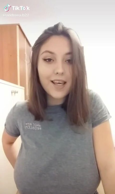 大きな黒い猫OnlyFans アダルト 画像