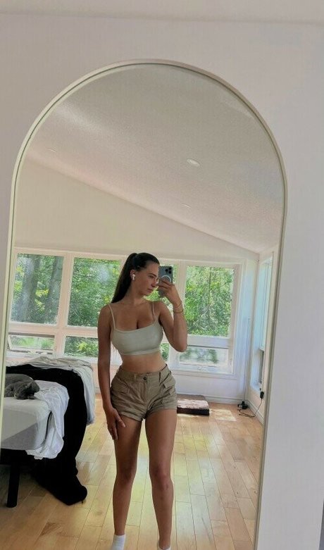 曲線美のラテン系オンリーファンズ パーフェクト 画像