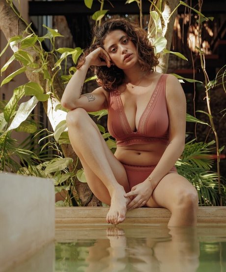 Anna Pittureri ポルノスター ギャラリー