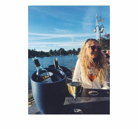 Alma Tandrup 高品質モデル 写真