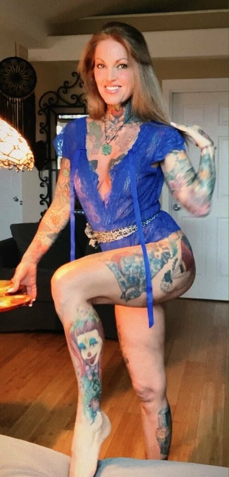 ブラックマジックオンリーファンズ トップ 写真