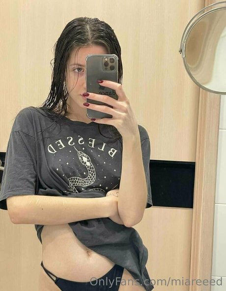 miareeed 独占女優 画像