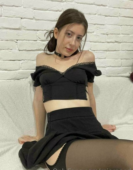 miareeed 無料モデル 写真