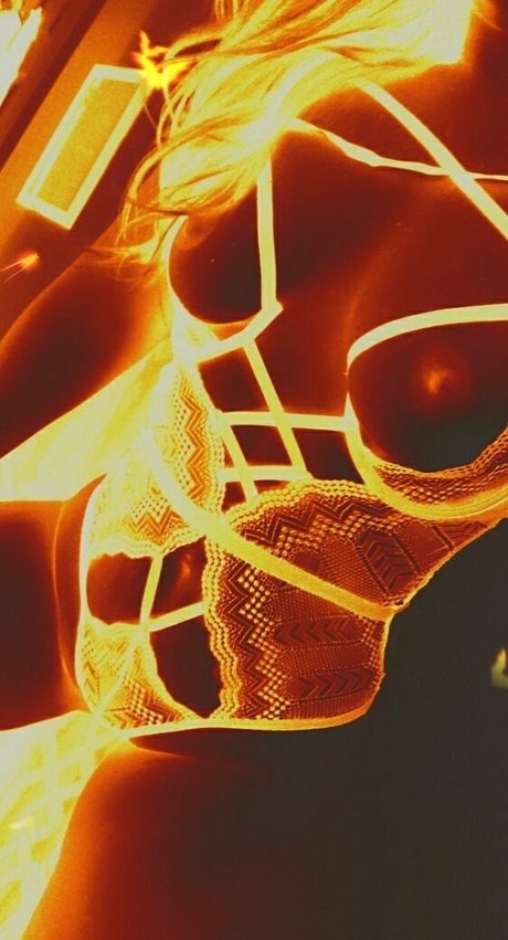 mtnmermaid ポルノスター 画像