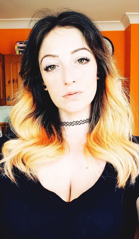 ソロオンリーファンズ 無料ポルノ ギャラリー