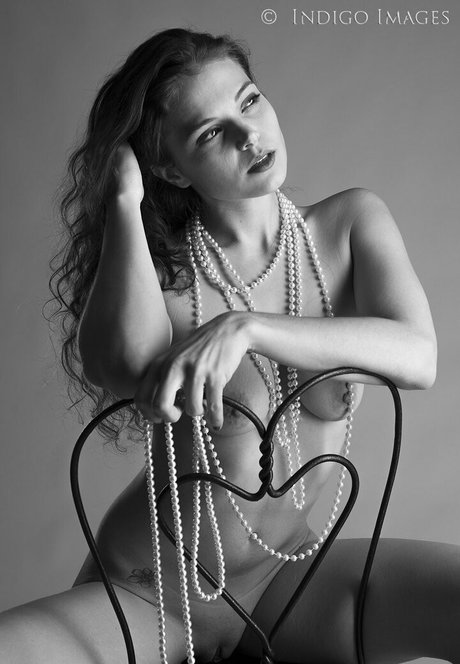 裸の熟女オンリーファンズ セックス ギャラリー