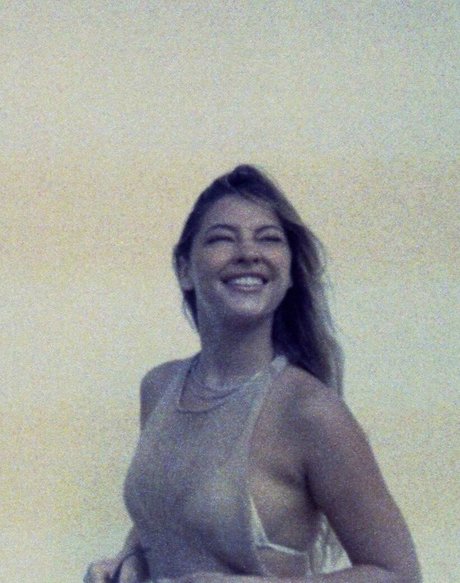 ぽっちゃり黒人OnlyFans ヌード 写真