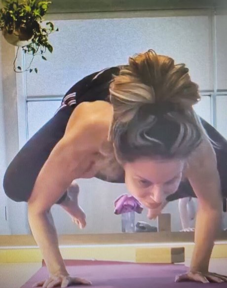 巨大な天然おっぱいオンリーファンズ 素敵 画像