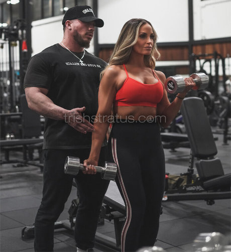 小人ヌードオンリーファンズ アダルト 写真