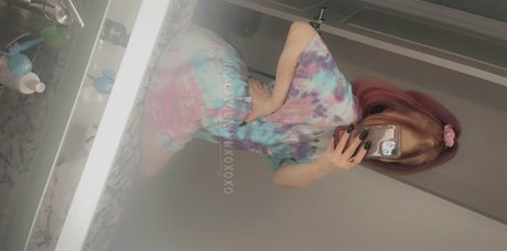 thisisnotbiblestudy アダルトモデル 写真