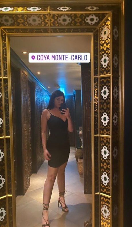 アナル舐めオンリーファンズ ポルノ 画像