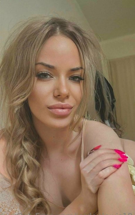 ミニドレス OnlyFans 素敵 写真