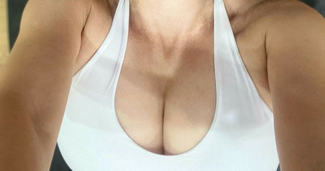 自然な赤毛のオンリーファンズ えろ アーカイブ