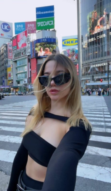 ティーンランジェリーOnlyFans 裸 写真