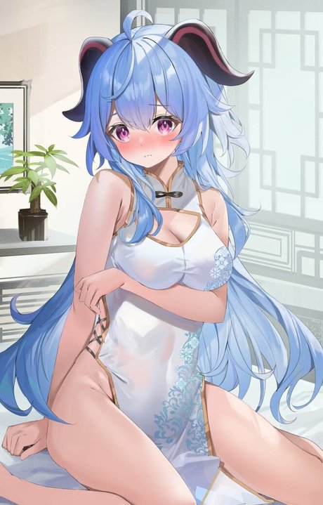 ヌード教師オンリーファンズ ホット裸 写真