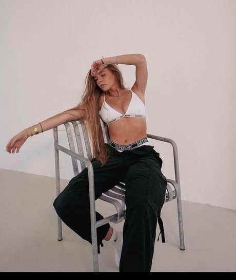 Lies Zhara トップモデル 写真