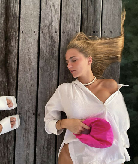 厚い黒檀オンリーファンズ 無料ポルノ ギャラリー