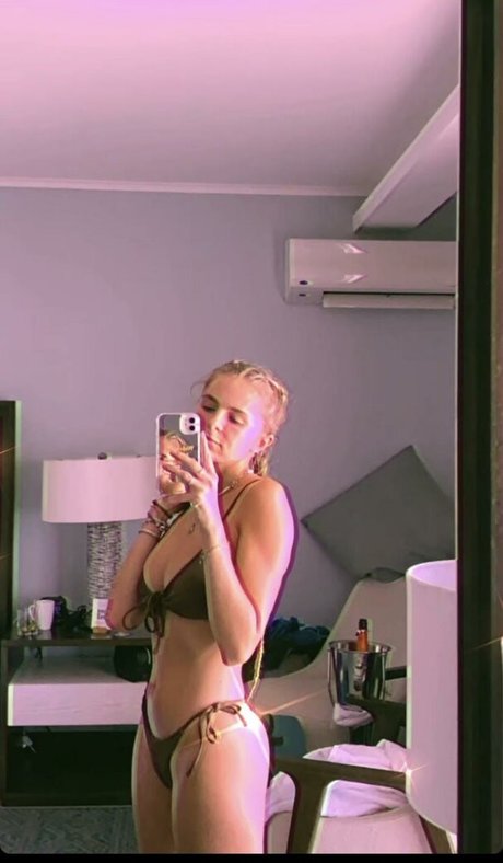 不明なファン 無料エロ 写真