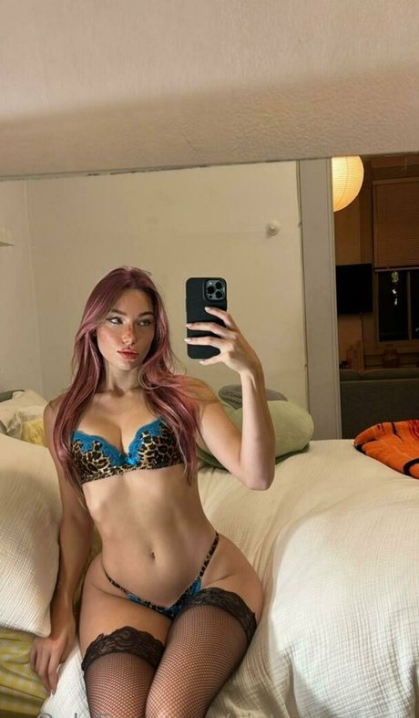 黒檀ヌードオンリーファンズ ヌード ギャラリー