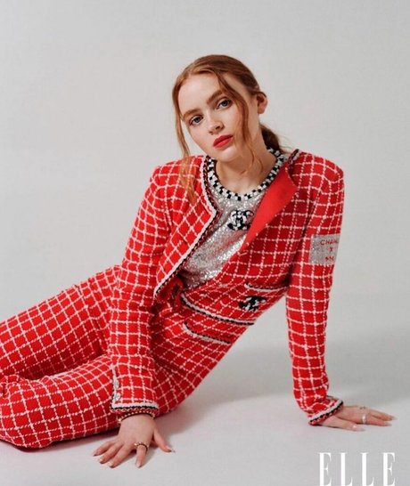 Sadie Sink ヌード女優 写真