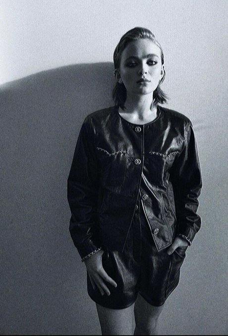 BBWシーメールオンリーファンズ ホットセックス 写真