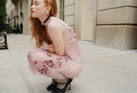 Sadie Sink ポルノスター ギャラリー