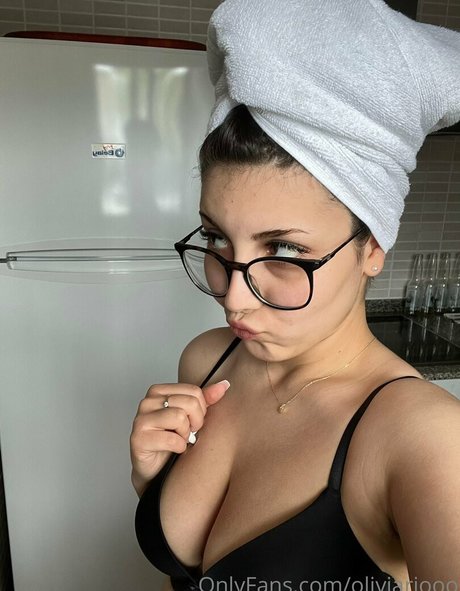 oliviariooo ポルノスター ギャラリー