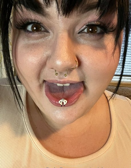 ssbbwemma ポルノモデル アーカイブ