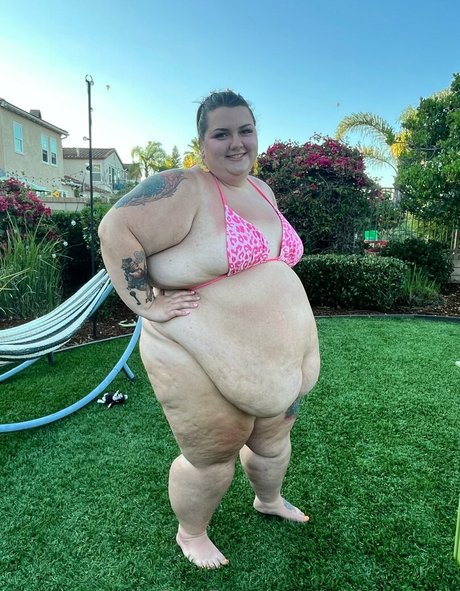 ssbbwemma 裸のスター ギャラリー