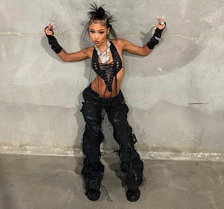 おばあちゃんの熟女OnlyFans えろた 写真