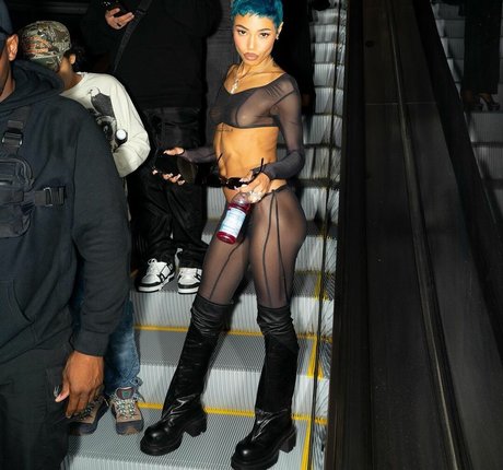 女性フィットネス オンリーファンズ エロチック 写真