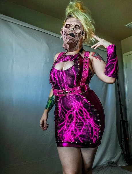 Abadon ホットスター 写真