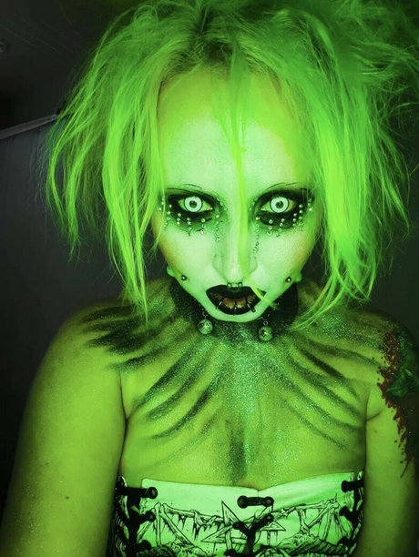 Abadon ポルノスター xxx ギャラリー