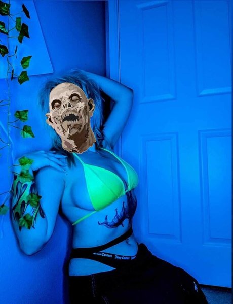 Abadon スター 裸 写真