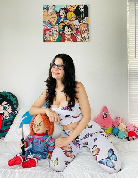 la elfo ポルノスター 写真