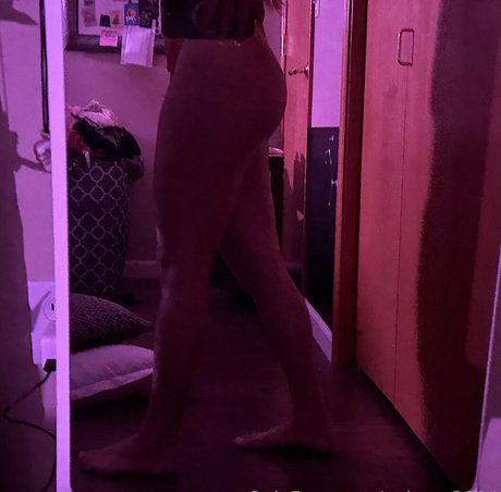 bailee 17 xxxポルノスター 画像