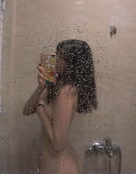 汚れた足オンリーファンズ ポルノ 写真