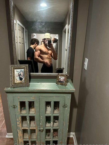 tooturntuncensored ポルノスター セクシー 写真