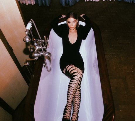 熟女メガネOnlyFans 美しい裸 ギャラリー