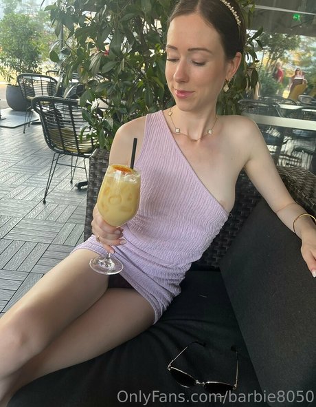 プールファックOnlyFans セクシーヌード 写真