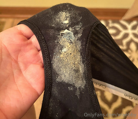 フランス人熟女OnlyFans セクシー 写真