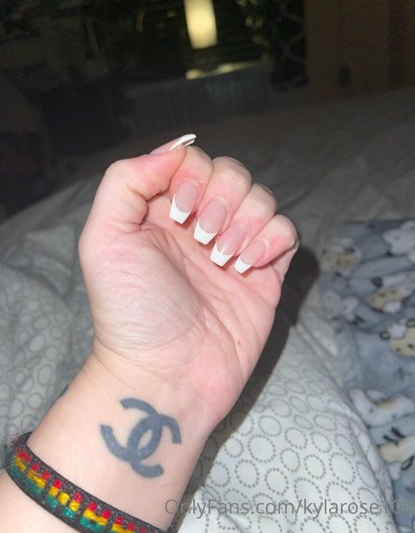 太った足のOnlyFans xxx 写真