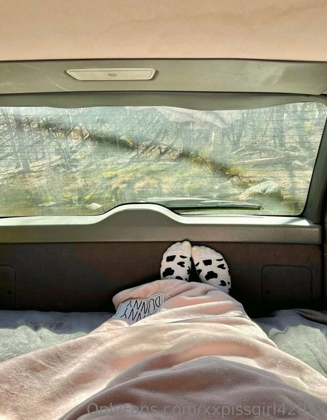 xxpissgirl420xx ポルノスター パーフェクト 写真