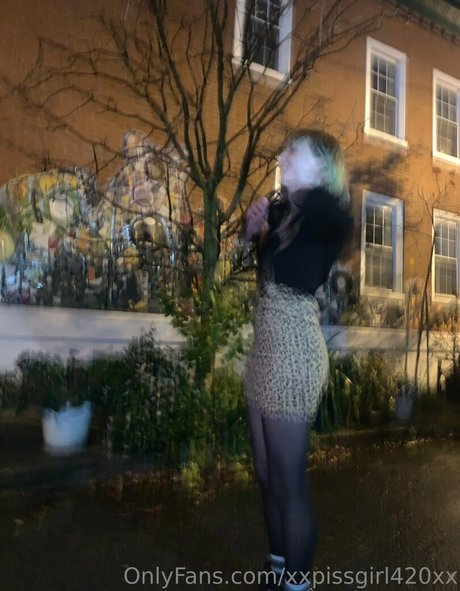 xxpissgirl420xx かわいいスター ギャラリー